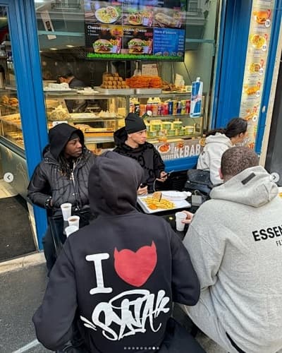 SYNA-I HEART SYNA HOODY-BLACK 爱心开裂印花 黑色 SY-119