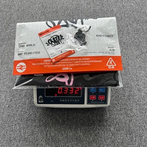 SYNAWORLD HALO PRINTED TEE-BLACK/PINK 胸前S粉色印花 黑色短袖 SY-141